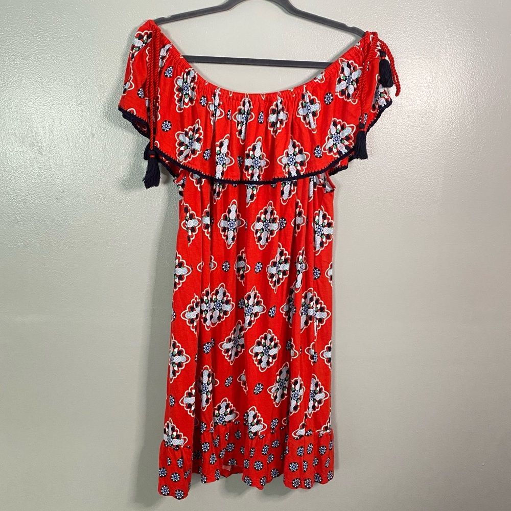 Crown and Ivy Off-the-Shoulder Dress